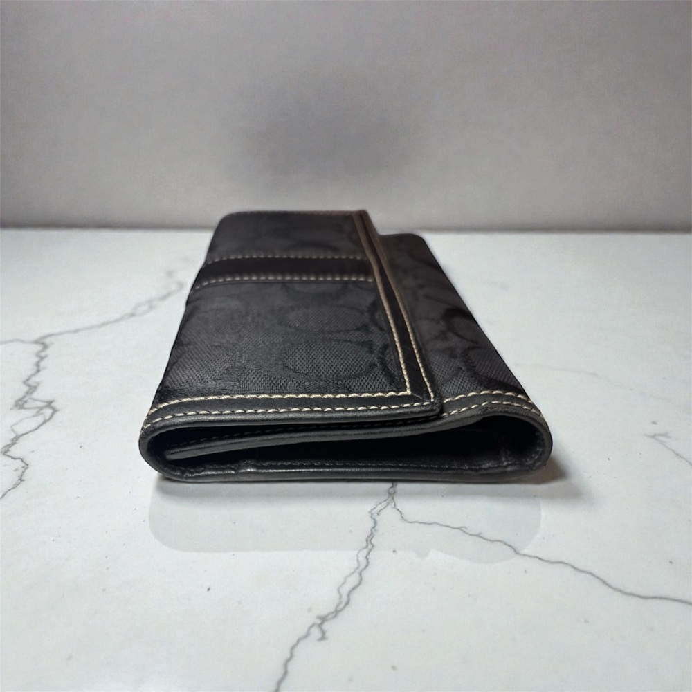 Coach Black Signature Flap Wallet w/ Leather Detail – Excellent Condition